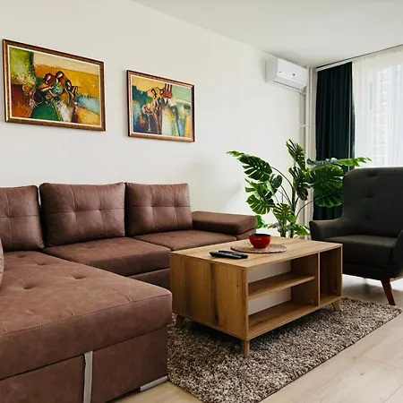 Apartment 2-bedroom - Diamond Mall - Free Parking *