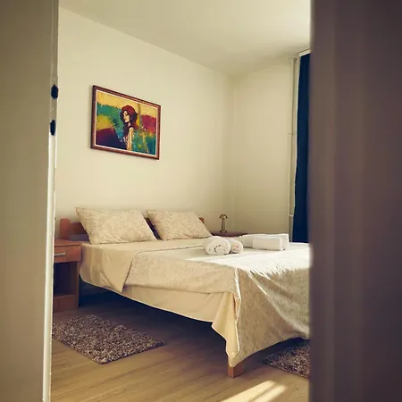 2-bedroom - Diamond Mall - Free Parking Apartmán