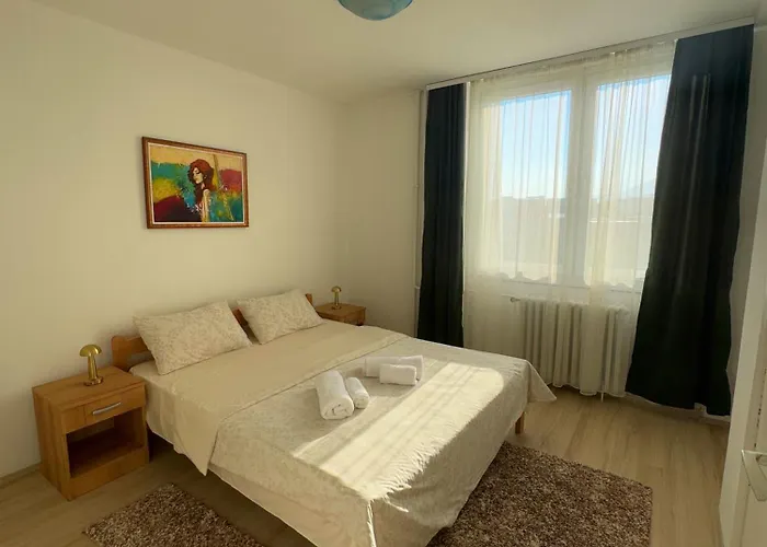 2-bedroom - Diamond Mall - Free Parking