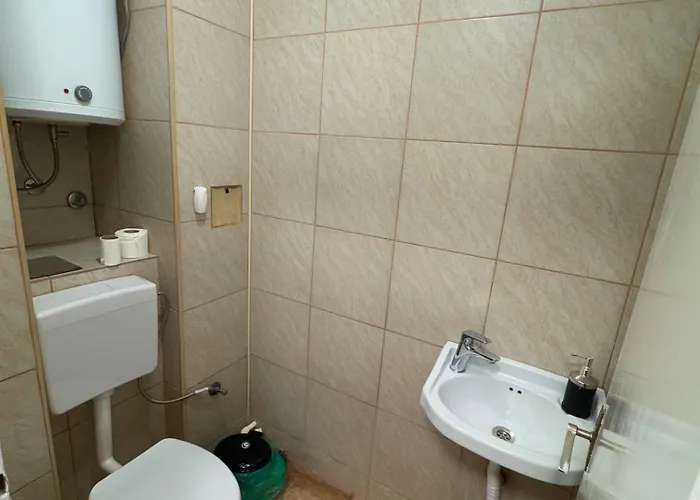 2-bedroom - Diamond Mall - Free Parking Apartment